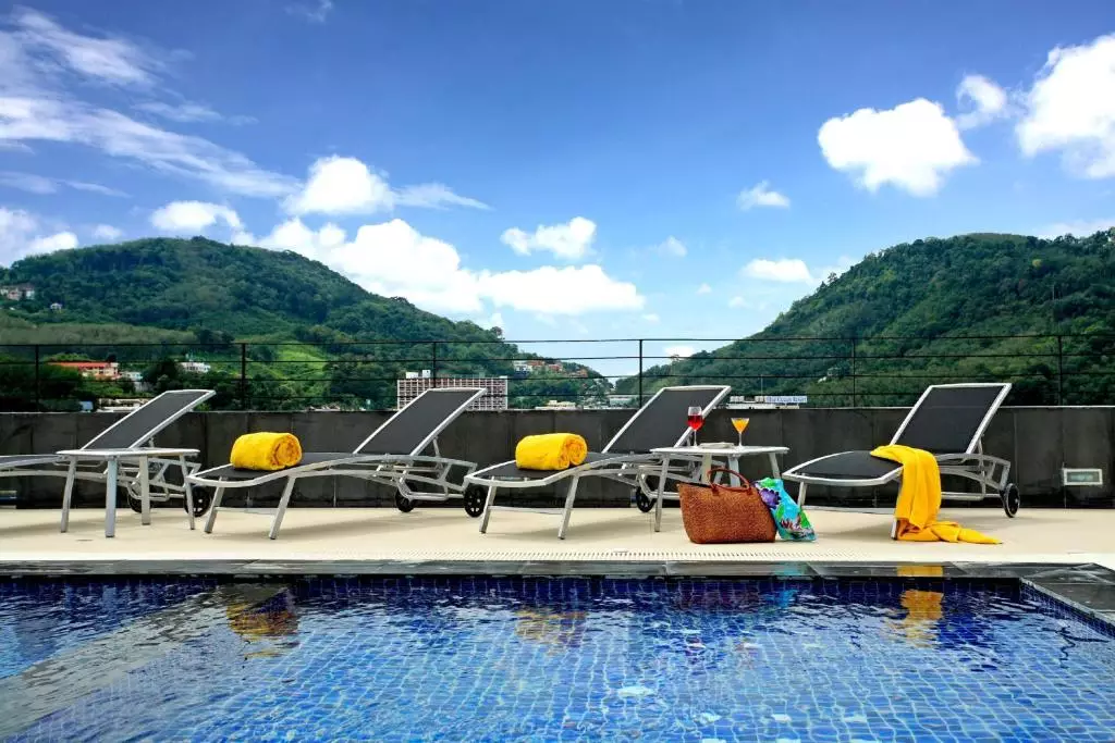 ASHLEE Hub Hotel Patong